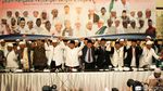 Momen Prabowo dan Ulama Bergandengan Tangan