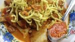 Minggu Pagi Paling Mantap Sarapan Lontong Kari yang Gurih Hangat