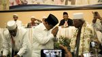 Detik-detik Prabowo Teken Pakta Integritas Ijtimak Ulama II