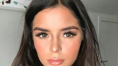 Potret Demi Rose, Dari Foto Seksi di Instagram Kini Jadi Model Profesional