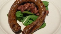 Kalau mau makan sosis daging domba, kunjungi saja Aljazair. Di sana ada meguez, sosis yang terbuat dari daging domba yang dibumbui dengan jintan, cabai, pewarna makanan merah, dan rempah-rempah lainnya.  Foto: Istimewa