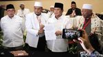Detik-detik Prabowo Teken Pakta Integritas Ijtimak Ulama II