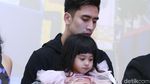 Venna Melinda Kompak dengan Anak-anak