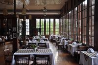 Mau Makan Enak Sambil Bernostalgia? Mampirlah ke 5 Kafe Tempo Dulu Ini