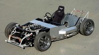 Selain itu, salah satu hal menarik lainnya di mobil sport konsep yang dikembangkan oleh TVR ini adalah badannya yang mungil. Foto: Istimewa