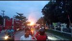 Foto: Semburan Api dari Pipa Gas Chevron di Riau