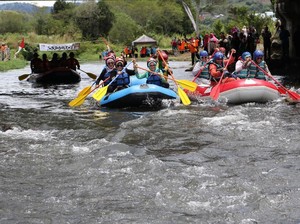 Rafting Berlatar Keindahan Gunung Leuser di Aceh, Seru!