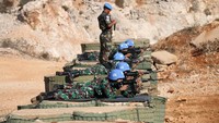 Pada kejuaraan menembak tingkat Sektor Timur UNIFIL tersebut, Tim Satgas Indobatt Konga XXIII-L dikoordinir oleh Lettu Inf I Gede Hendrayang. Istimewa/Puspen TNI.
