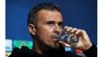 Ada yang menduga bahwa ada peran pelatih timnas Spanyol Luis Enrique di balik hasil seri Madrid -- Enrique sudah memforsir tenaga pemain Madrid di partai internasional. (Foto: Twitter)