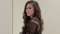 Seperti foto ini juga memperlihatkan body goals perempuan 38 tahun tersebut. Foto: dok instagram