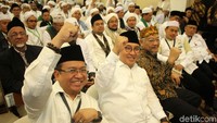 Ijtimak Ulama II juga dihadiri oleh Fadli Zon dan Priyo Budi Santoso.