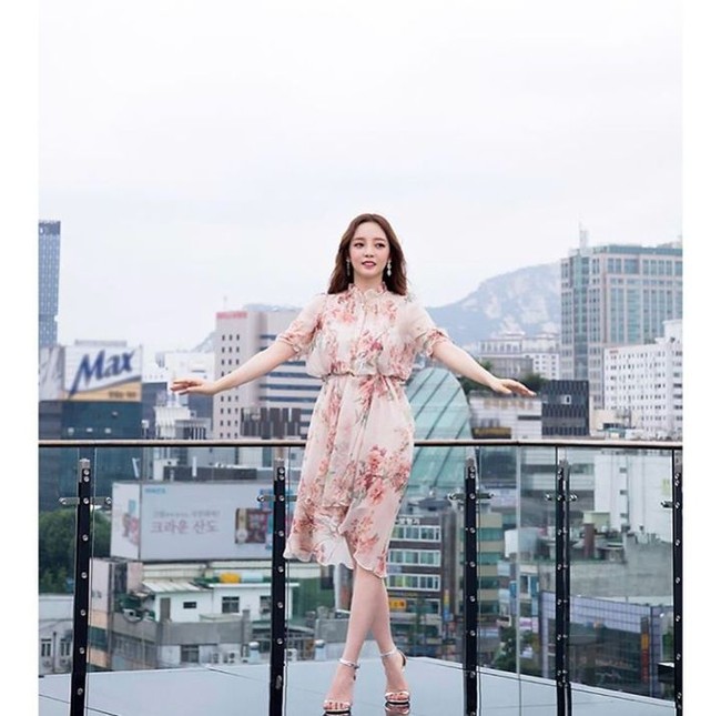 Pria yang hanya diketahui berinisial A itu mengungkap bahwa ia mendapat tindak kekerasan dengan cakaran yang menyebabkan luka, setelah mendatangi Goo Hara untuk minta putus. Foto: Dok. Instagram/@koohara_