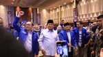 Saat Jokowi Semangati Relawan dan Prabowo Temui Ulama
