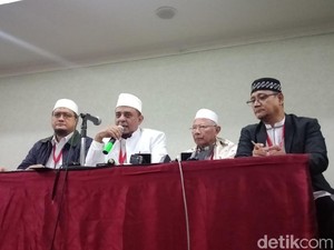 GNPF Ulama Ngaku Tak Minta Jabatan ke Prabowo-Sandi
