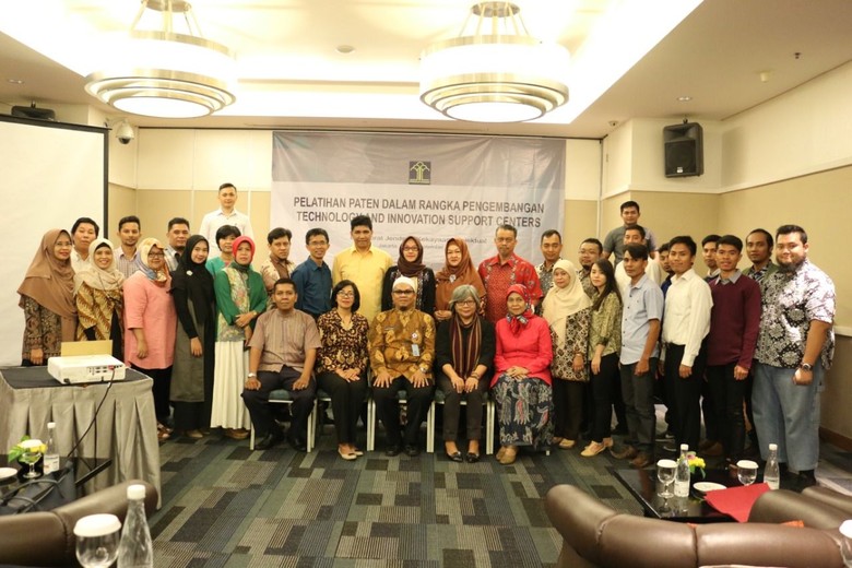 DJKI Mudahkan Peneliti Dapatkan Database Paten DJKI Mudahkan Peneliti Dapatkan Database Paten