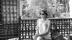 Foto: Gemma Chan Crazy Rich Asians yang Suka ke Pantai