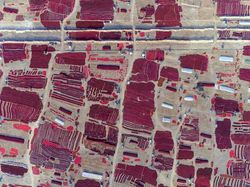 Pulau Hati, Liukan Jalan Tol, dan Foto Unik Lain dari Udara