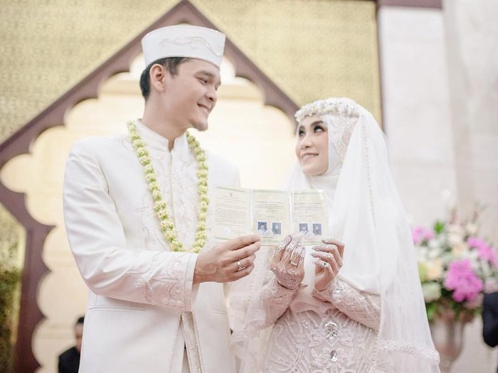 5 Doa Pernikahan Islam untuk Pengantin Baru, Agar Berkah dan Pasangan Setia