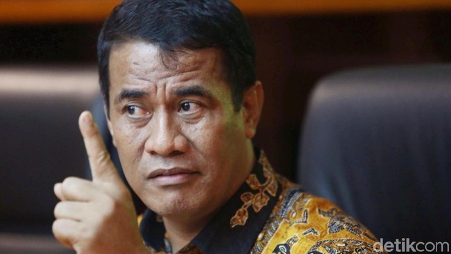 Gudang Bulog Penuh, Bagaimana Nasib Impor 2 Juta Ton Beras?