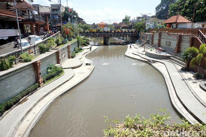 Foto: Bukan di Korea, Ini Sungai Cantik di Denpasar