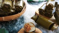 Lemper abon ayam ini juga kelihatan menggoda ya? Paling enak menambahkan abon ayamnya dalam jumlah banyak sehingga rasanya lebih legit. Foto: Instagram rinihasrita