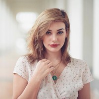 Nora Alexandra dikenal sebagai seorang model cantik kelahiran 12 November 1994. Nora punya pesona yang kuat. Dia merupakan blasteran Indonesia-Swiss.Foto: Instagram