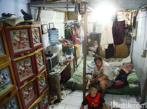 Duka Penghuni Lantai Dasar Rusun Muara Baru