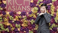 Ken Jeong memang selalu tampil memukau di tiap film. Setelah sukses dengan Crazy Rich Asian, ia mengatakan ingin menggantikan Henry Cavill menjadi Superman.  Foto: Dok. Twitter/kenjeong