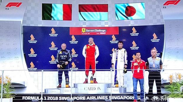Renaldi Hutasoit podium di Singapura