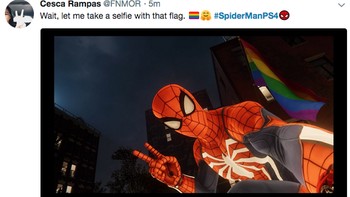 Spiderman jadi narsis sekali berkat fitur photo mode. (Foto: Internet)