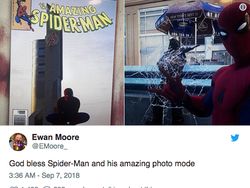 Keren! Ini Aksi Foto dan Selfie Spiderman di Game Anyar