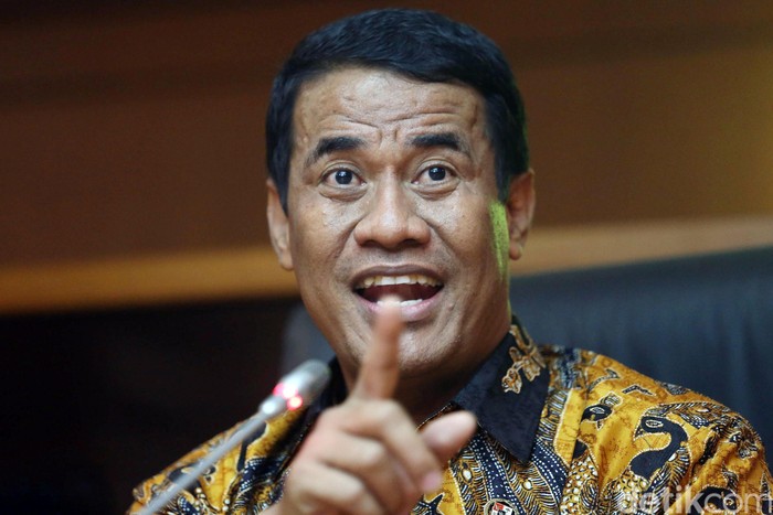 Mentan Ingin Alat dan Mesin Pertanian Bisa Dibuat Dalam Negeri