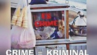 Duh Bang, agak seram ya makan es yang ini. Crime kan artinya Kriminal. Jangan sampai berurusan sama polisi gara-gara makan es ini ya. Foto: Istimewa