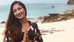 Ultah Hari Ini, Rahma Azhari Ke Mana Aja?