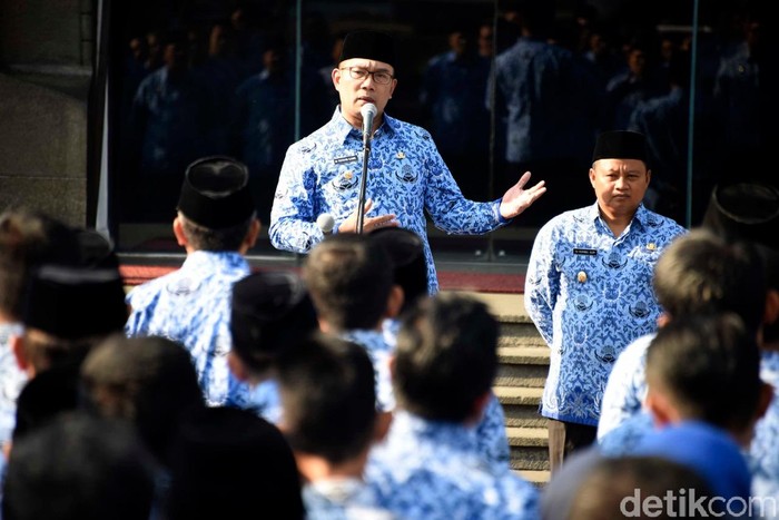 Pimpin Apel, Ridwan Kamil Salah Sebut Pemprov Jabar Jadi Bandung