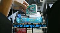 Kotak konsol Cargo dalam mobil Uber