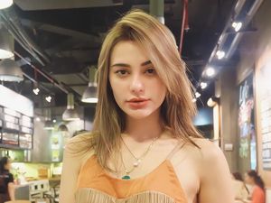 Jerinx SID Unggah Foto Nora Alexandra, Resmi Pacaran?