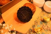 Kue Bulan Klasik dengan Aneka Isian Bisa Dipesan di Sini