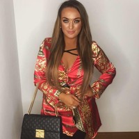 Kerrie Wilkes, wanita asal Skotlandia mengalami hal buruk setelah tummy tuck atau operasi pengangkatan lemak perut. Ingin punya perut rata, wanita 26 tahun itu justru mendapat bencana. Ia mengalami komplikasi sepsis akibat jahitan bekas operasi lepas, yang hampir membuat nyawanya melayang. Foto: dok. Facebook