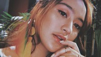 Dara berusia 18 tahun itu mendapat pujian serta komentar miring terkait penampilannya. Dok. Instagram/salshabillaadr