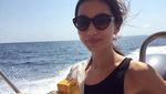 Foto: Gemma Chan Crazy Rich Asians yang Suka ke Pantai