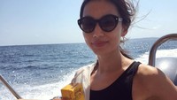 Ia tak jarang posting aktivitas di luar syuting, ke akun Instagramnya @gemma_chan (gemma_chan/Instagram)