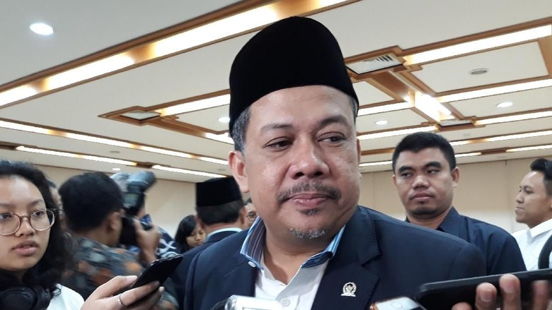 Fahri soal Pelapor Korupsi Dapat Rp 200 Juta: Bahan Kampanye Jokowi Fahri soal Pelapor Korupsi Dapat Rp 200 Juta: Bahan Kampanye Jokowi