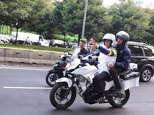 Anies Baswedan Motoran, Naik Vespa hingga Moge Dishub