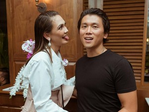 Dewasa dan Keren, Luna Maya-Reino Barack Disayangkan Putus