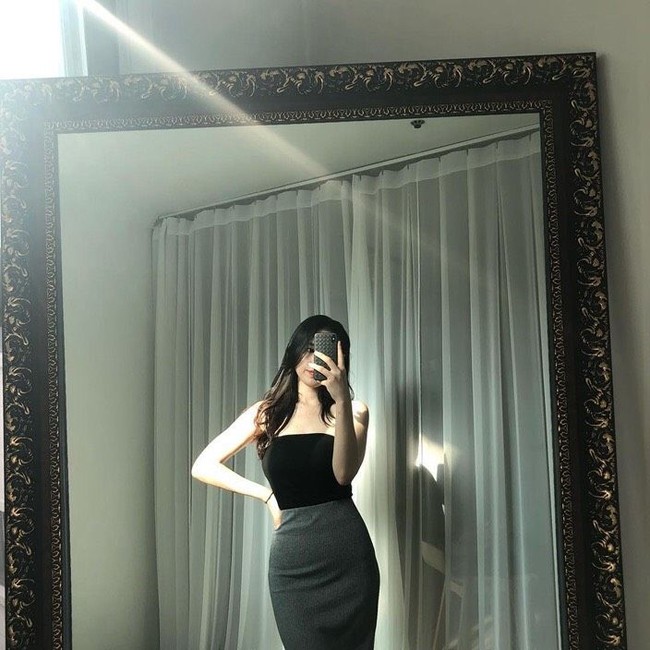 “Misalnya, tahun ini aku harus bisa pakai baju yang kuinginkan, atau ingin mengubah kebiasaan buruk jadi hidup sehat,” ungkap Jini seperti dikutip dari Bastille Post. (Foto: Facebook)