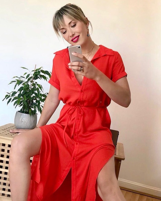 Di balik penampilan cantiknya, Paris Lees dulunya adalah pria. Ya, Paris adalah model transgender.  Foto: Instagram ( @paris.lees)