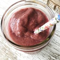 Agar Lebih Berenergi, Hillary Duff Bikin Smoothie Dicampur Plasenta