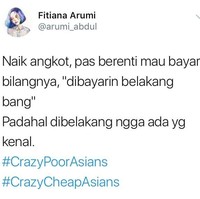 Kalau ini jangan ditiru ya, kasihan abang sopir angkotnya. Foto: Twitter