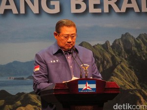 Soal Asia Sentinel, Hanura: SBY Kok Ngumpet di Balik Foto Moeldoko?